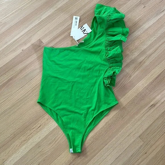 Zara One Shoulder Ruffle Bodysuit - Picture 2 of 6